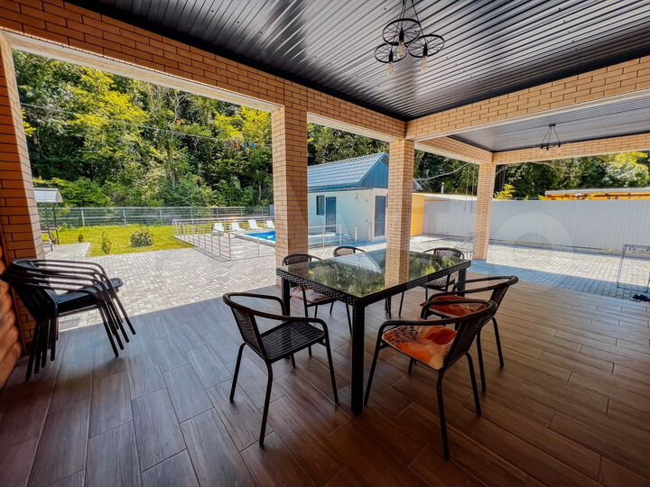 Дом 135 м² на участке 11 сот.