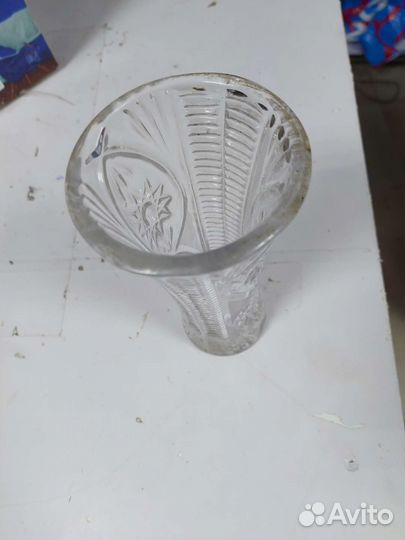 Хрустальная ваза