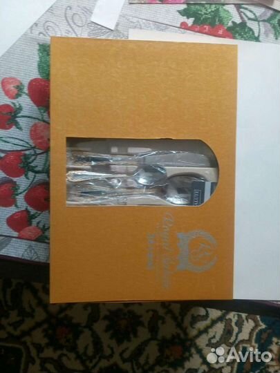 Столовый набор на 6 персон