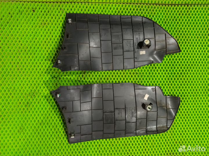 Накладка центральной консоли Renault Fluence