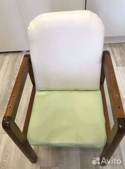 Детский столик и стульчик деревянный