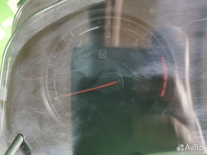 Панель приборов Toyota Avensis