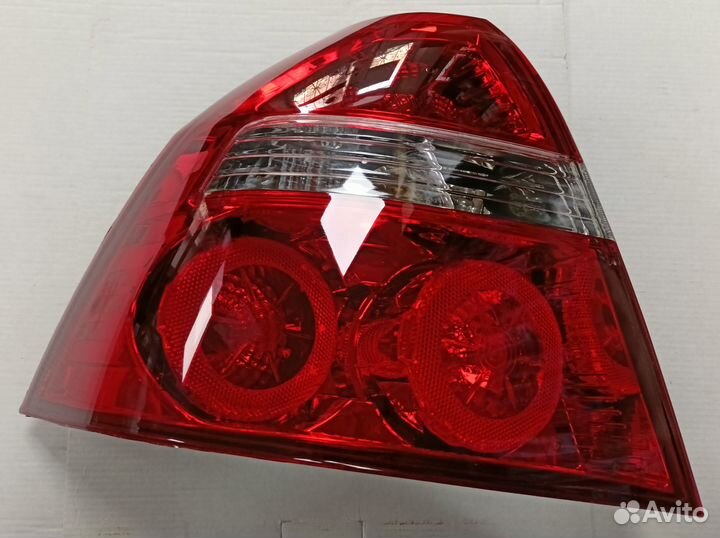 Фонарь задний левый Aveo T-250