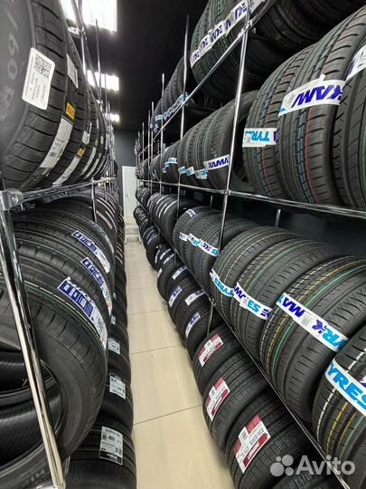 Yokohama BluEarth-GT AE-51 235/45 R18 94W