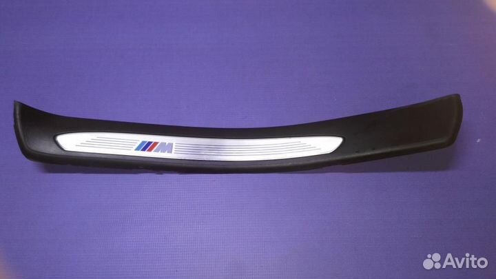 Накладка порога задняя левая внутренняя BMW 5-сер