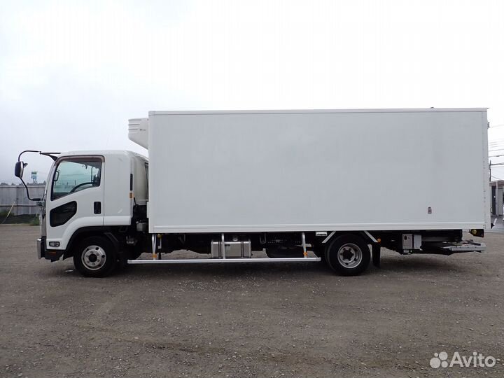 Isuzu Forward (F-Series), 2014