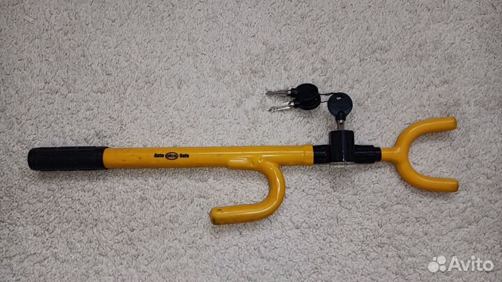 Замок на руль alca