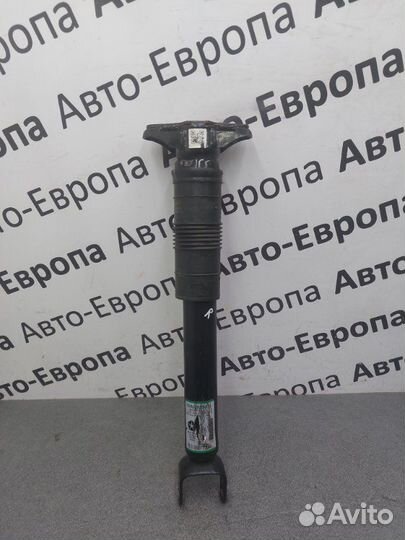 Амортизатор задний правый Jeep Grand Cherokee WK2