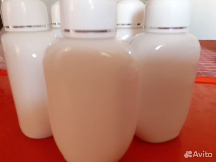 Бутылочки с крышками (Германия)