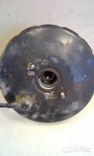 Усилитель тормозов вакуумный