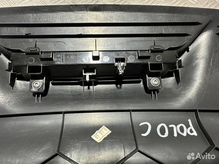 Полка задняя Volkswagen Polo 5