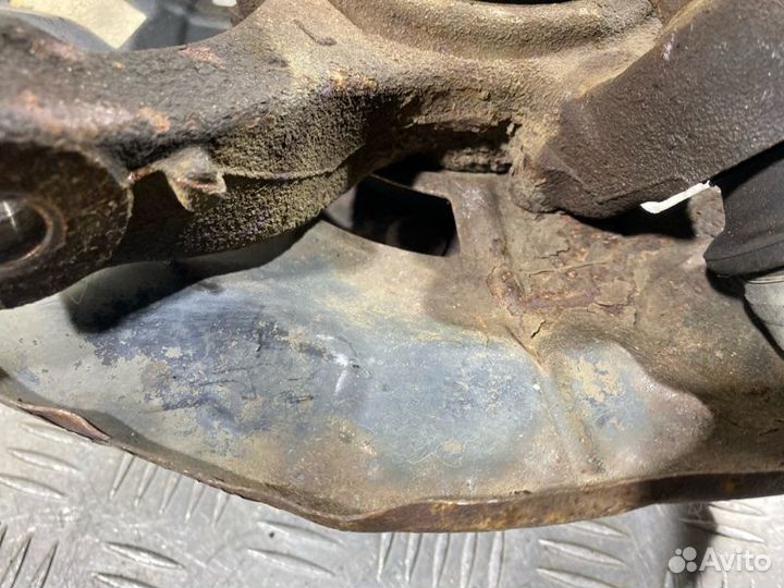 Ступица передняя левая Toyota Camry V40