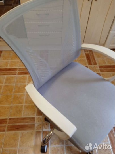 Компьютерное кресло бу