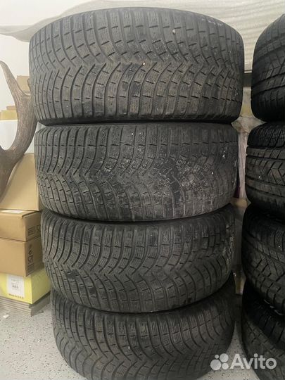 Michelin X-Ice North 4 295/40 R21