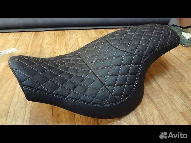 Перетяжка, перешив сидений мотоциклов, мопедов