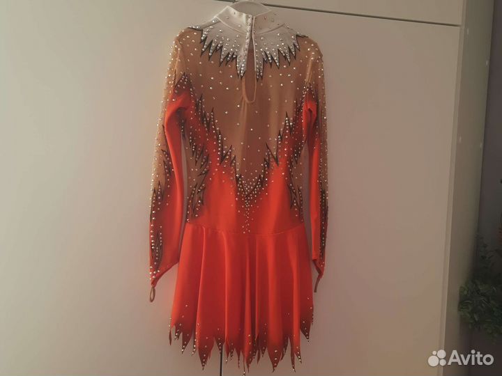 Костюм для фигурного катания 128