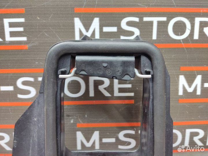 Воздуховод печки передний левый Bmw 7-Series