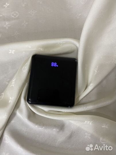 Повербанк 50000