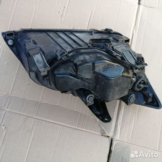Фара передняя левая Ford Focus 2 дорестайлинг