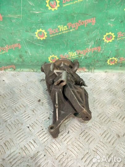 Насос гидроусилителя руля Volkswagen Golf 3