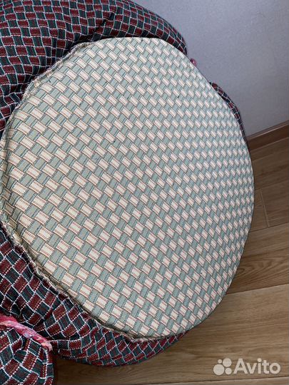 Лежанка для собак или кошек