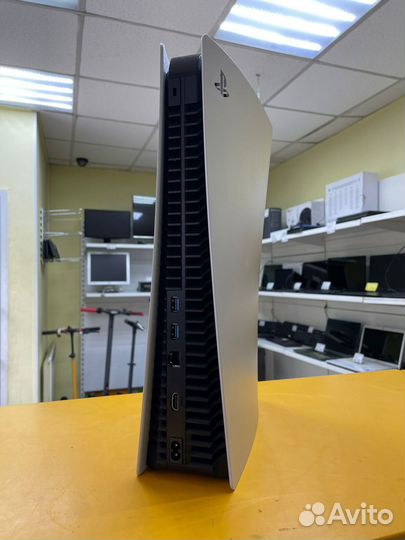 Под восстановление приставка Sony PlayStation 5