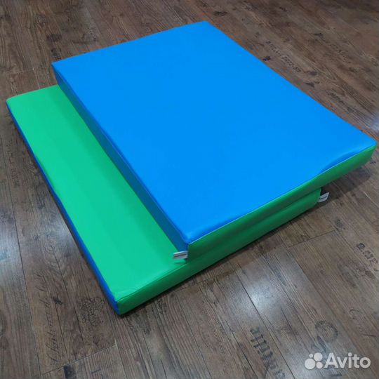 Мат гимнастический 75х100см Толщина 10см