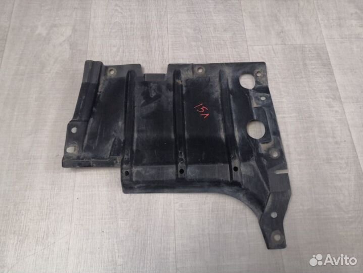 Пыльник двигателя левый Mitsubishi Lancer 9 1.6