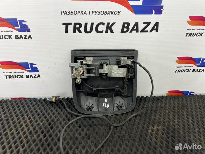 81626416080 Ручка двери наружная R