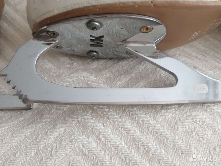 Коньки Edea chorus 220