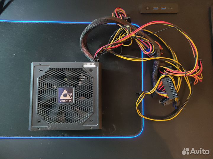 Блок питания Сhieftec cps-750s