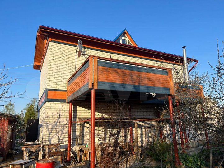 Дом 450 м² на участке 12 сот.