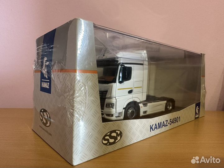 Модель масштабная Камаз