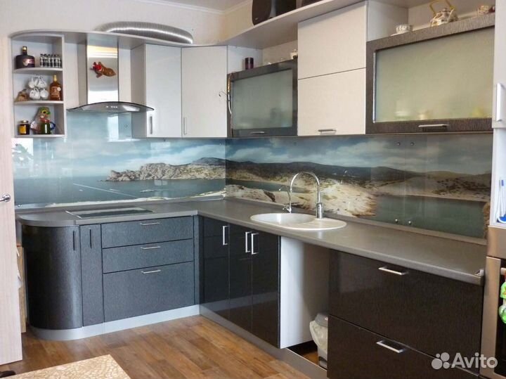 Скинали – фартук стеклянный