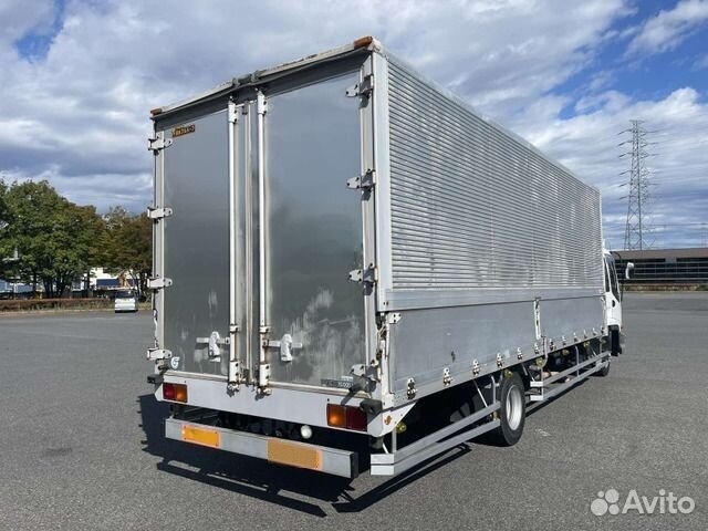 Isuzu Forward (F-Series), 2004