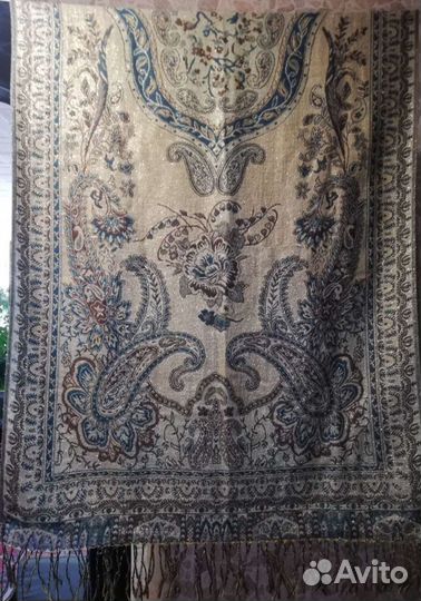 Шарфы и палантины