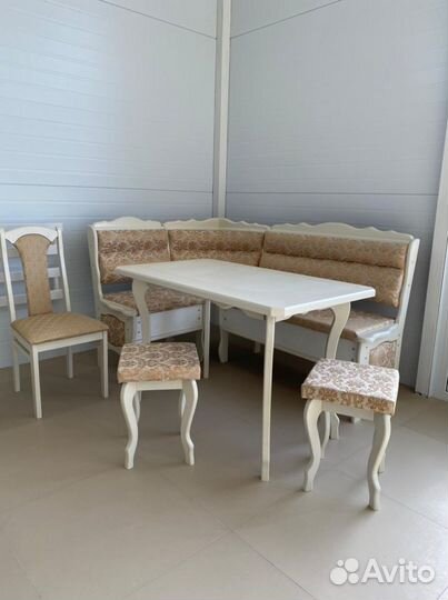 Кухонный уголок