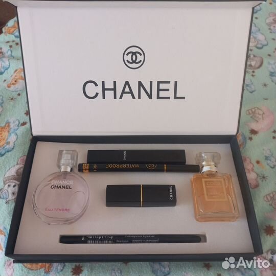 Набор косметики chanel