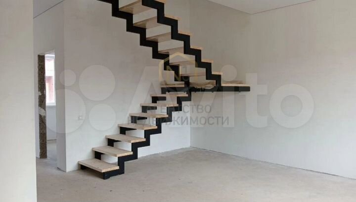 Дом 95 м² на участке 1,5 сот.