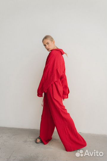 Костюм красный в полоску oversize