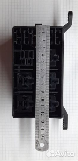 Блок реле и предохранителей универсальный