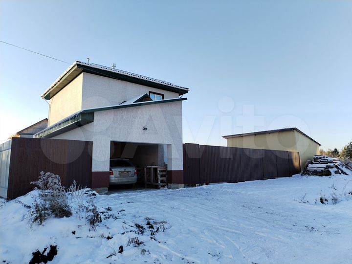 Дом 186 м² на участке 7,5 сот.