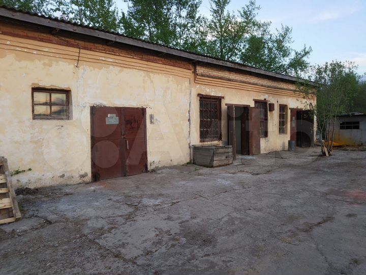 Здание, 272.6 м²
