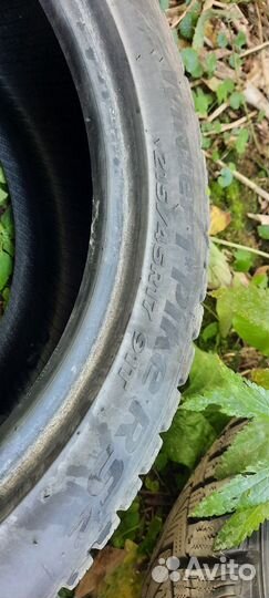 Hankook Winter I'Pike RS2 W429 215/45 R17