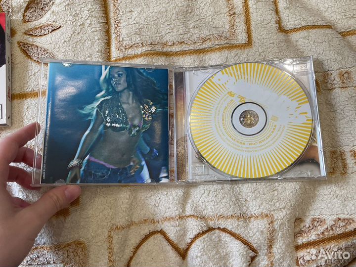 Музыкальные cd диски Rihanna