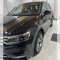 Volkswagen Tiguan 2.0 AMT, 2019, 99 000 км, с пробегом, цена 3 190 000 руб.