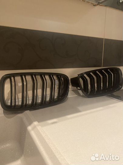 Решетки радиатора (ноздри) на BMW 3 F30