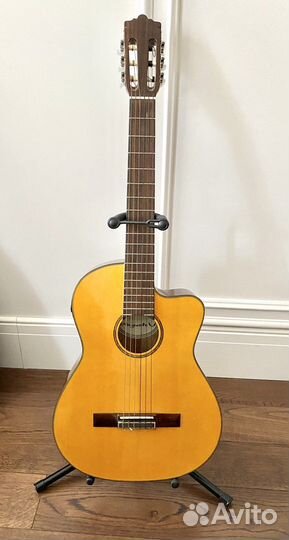 Классическая гитара Dean