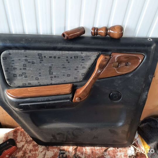 Комплект деревянных ручек на волгу 3110 31105