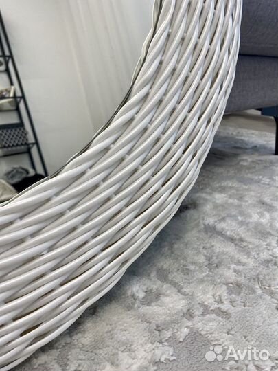 Зеркало в ванную, спальню, искуственный ротанг